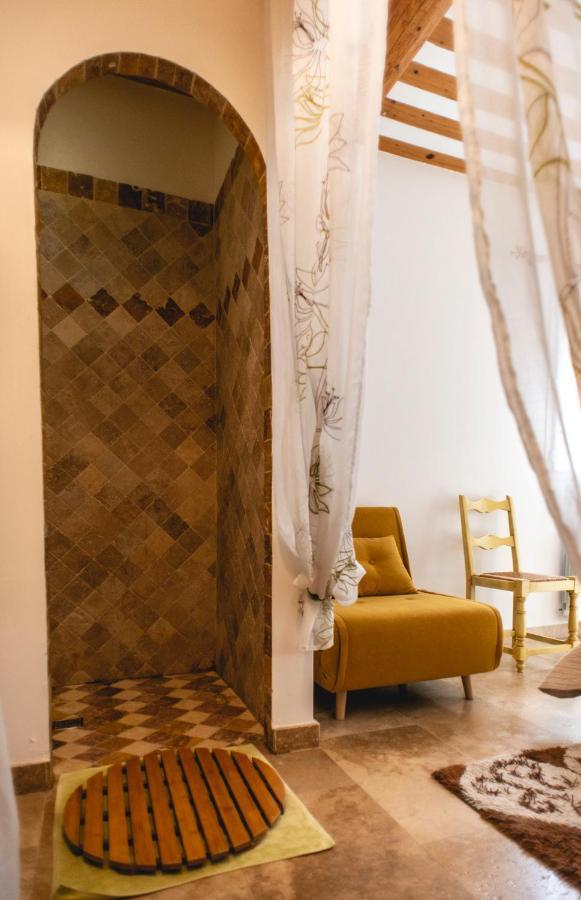 Roquevaire Les Manaux En Provence Bed & Breakfast エクステリア 写真
