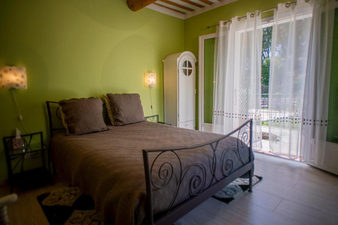 Roquevaire Les Manaux En Provence Bed & Breakfast エクステリア 写真