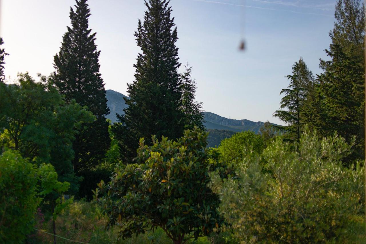 Roquevaire Les Manaux En Provence Bed & Breakfast エクステリア 写真